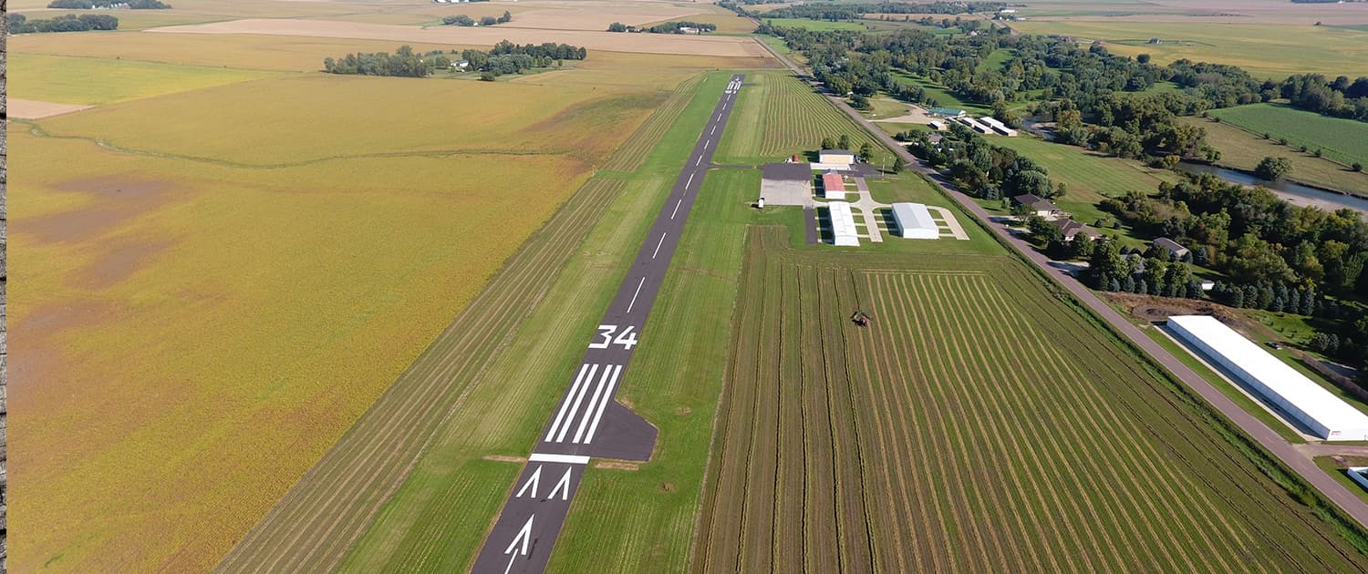 Hangar Rental — Rock Rapids (KRRQ)