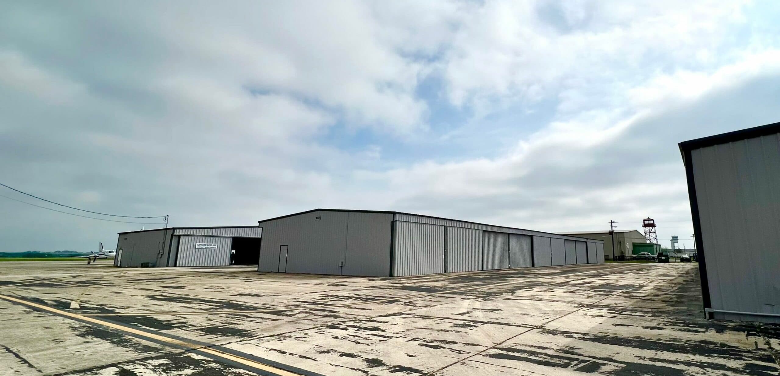 City-operated Community Hangars — San Marcos (KHYI)